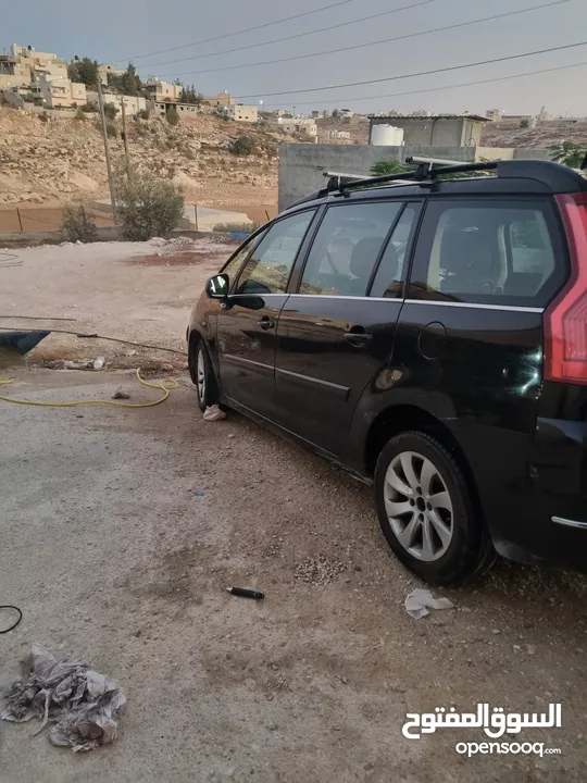 ستروين c4 6+1