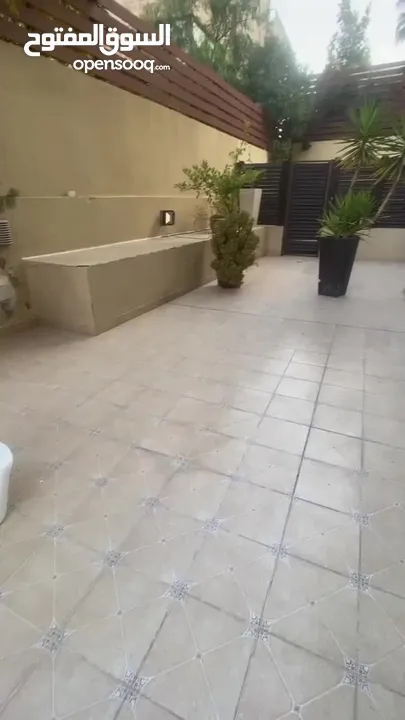شقه للايجار الدوار الرابع  Apartment for rent, Fourth Circle, options available