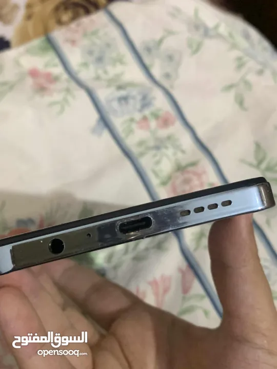 انفينكس نوت 40 برو الجهاز ولا خدش ما معه اغراض سعره 115 وانفنكس نوت 30 ولا خدش ما معه اغراض نهايته 7