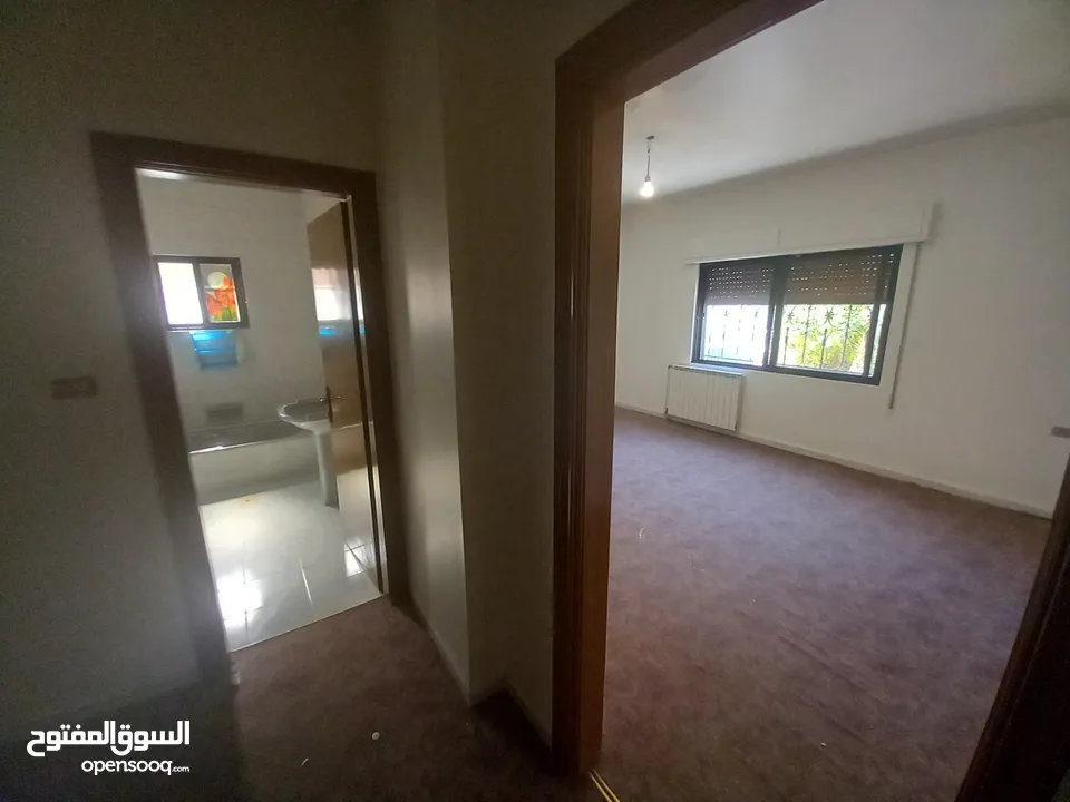 بيت مستقل طابقين شبه فيلا للبيع