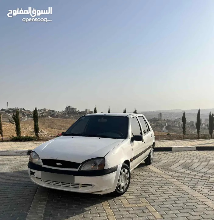 معها سياره للقطع