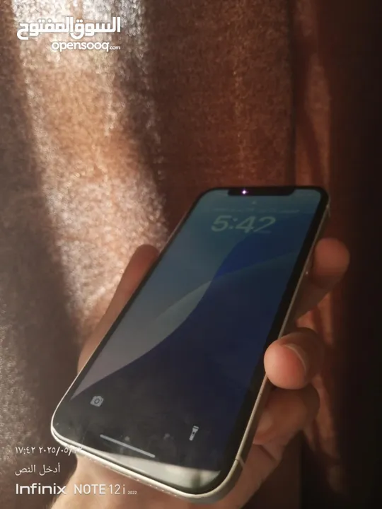 ايفون 12