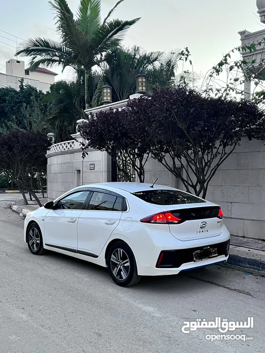 ايونيك هايبرد نخب بسعر مميز