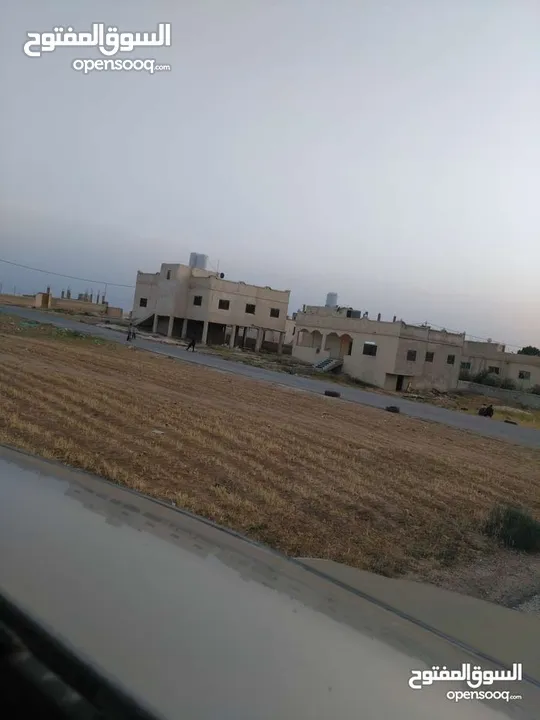 ارض مميزة تصلح لبناء إسكان