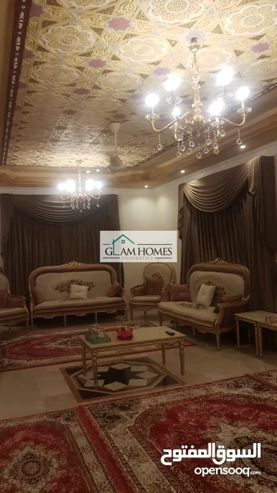 Glamorous 5 BR villa for sale in Mabellah Ref: 767H