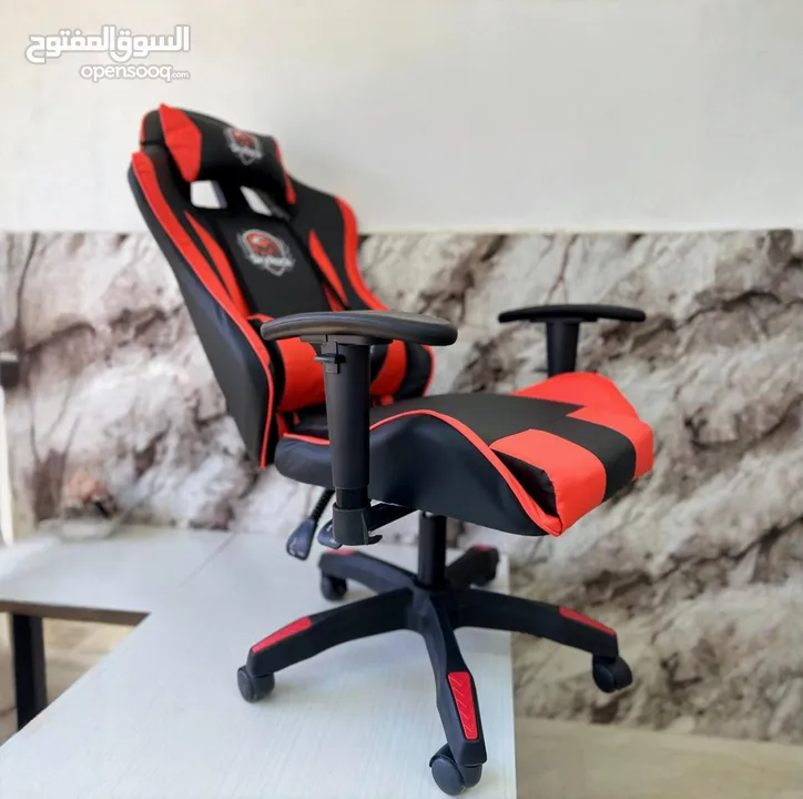 اكتشف كرسي الألعاب المميز الجديد – تصميم فخم، راحة لا مثيل لها، وتجربة لعب ترتقي للمستوى الاحترافي!