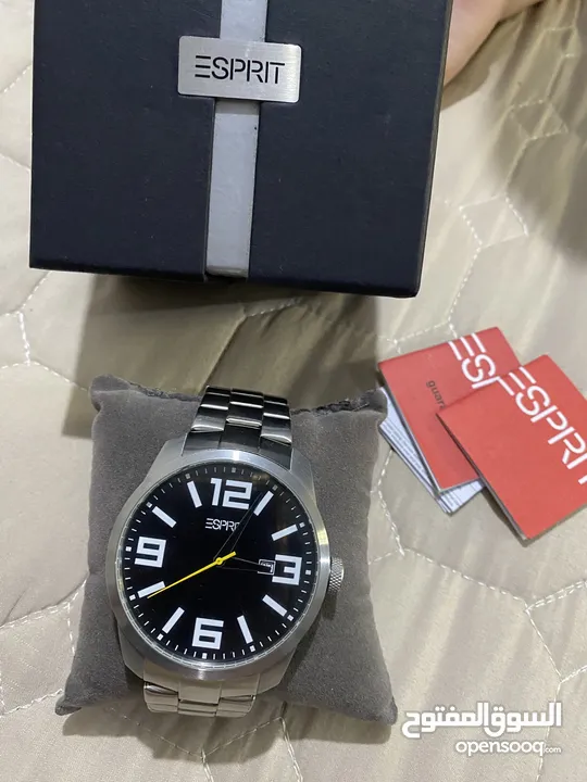 ساعه Esprit