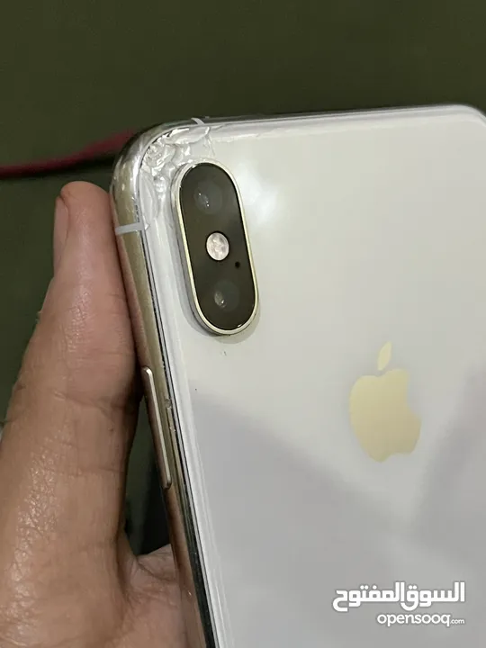 اكبر عرطات في تاريخ الايفون ايفون X  و Xs max