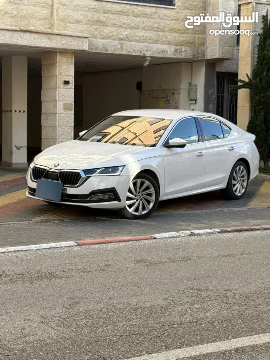 اكتافيا صالون بترخص 2022