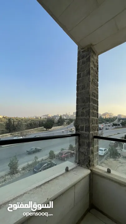 شقة للبيع من المالك مباشرة/ منطقة ام زويتينة