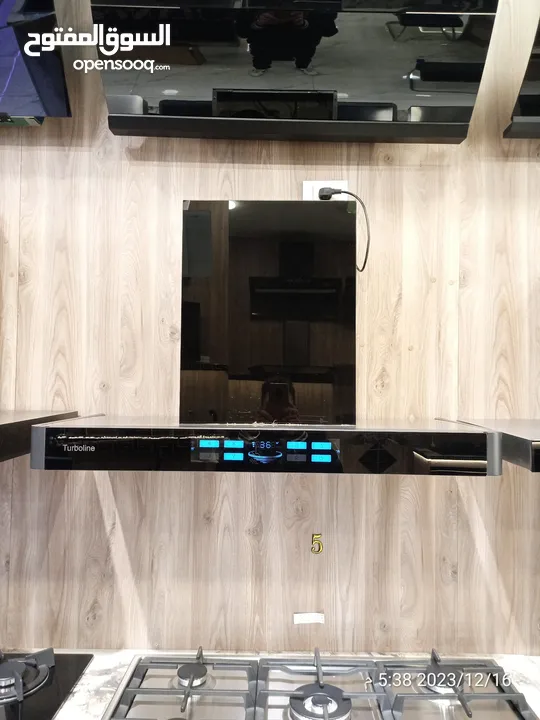 شفاط مطبخ تصميم أنيق وحصري نوع MS قوة شفط عالية إضاءة LED فلاتر سهلة الفك حرق سعر 99د فقط لفترة
