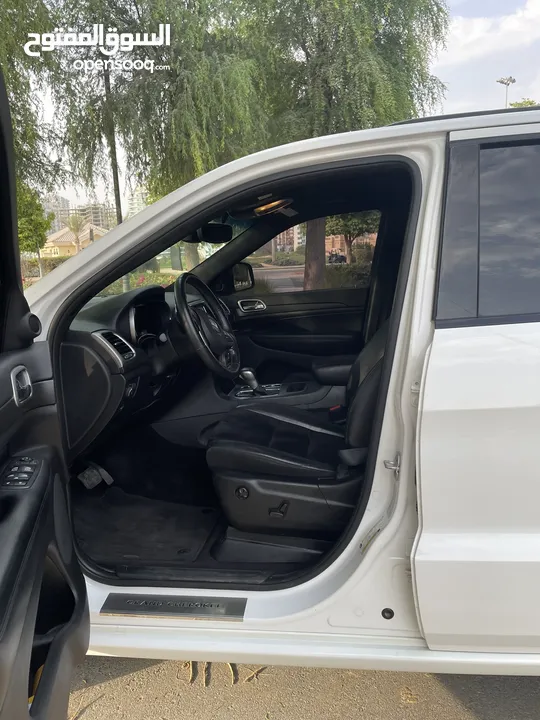 Jeep Grand Cherokee 2017 American space