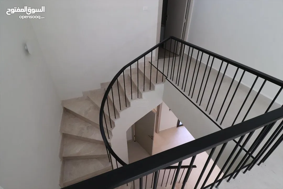 فيلا مميزة متلاصقة للايجار في عبدون