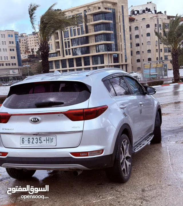 كيا سبورتاج 2017 جي تي لاين 4*4 فل اضافات فحص نخب (ممتاز ) بسعر حرررق