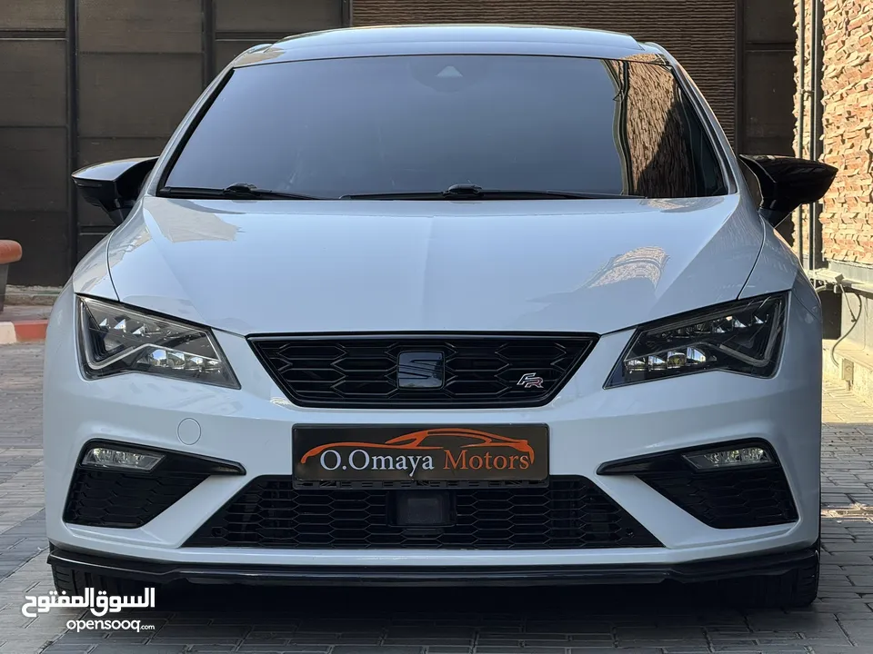 سعر مغري جداً !  Seat Leon FR إضافات كاملة بانوراما