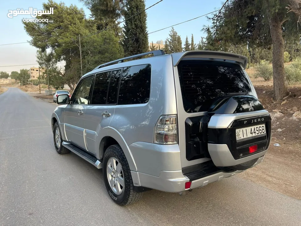 ميتسوبيشي باجيرو فل اعلى صنف