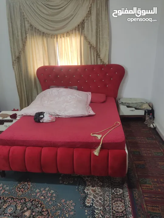 غرفة نوم مستعملة للبيع