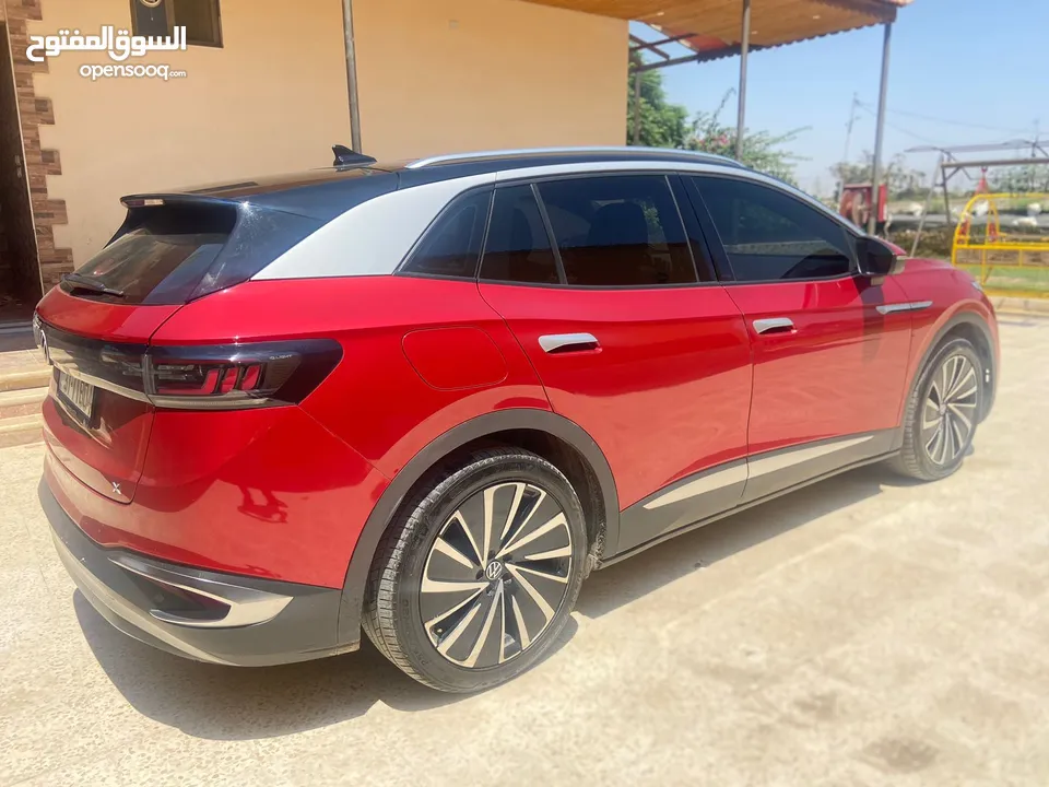 Volkswagen ID4 x للبيع