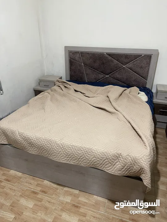 تخت لامينيت صندوق مع جك + كمدينتين