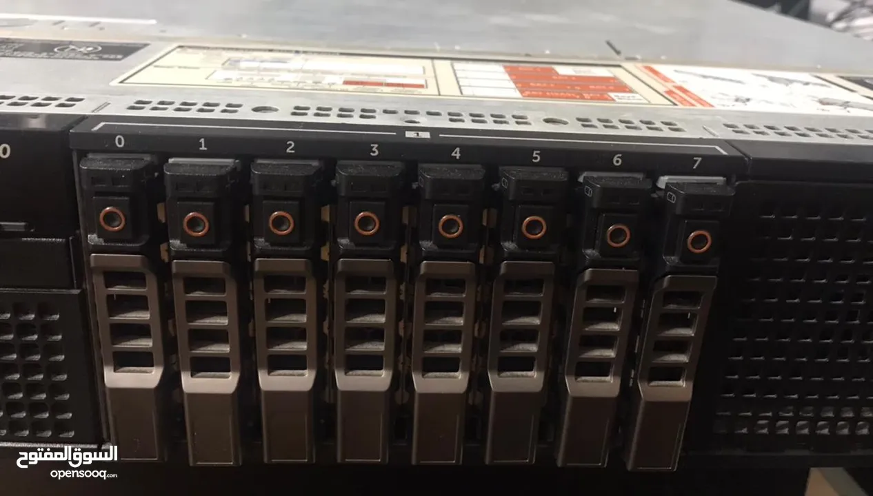 سيرفر Dell بمواصفات ضخمة للبيع - Dell Poweredge r820 مستخدم خفيف جدا