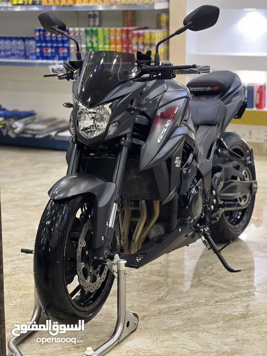 سوزوكي GSX .S750