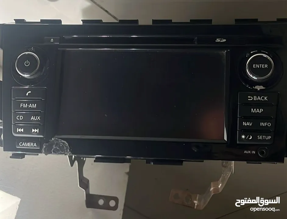 شاشة نيسان التيما الحجم الكبير من وكالة عمان للبيع  screen for Nissan altima