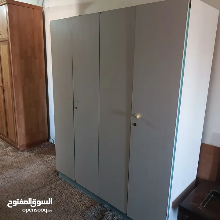 خزانة اربع ظرفات تفصيل