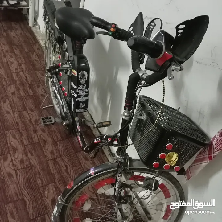 دراجة كهربأية شبه جديد