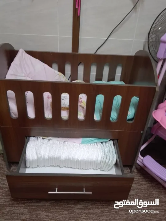غرفة نوم ماستر وغرفة اطفال للبيع بسعر حرق وان شاء الله ما بقصر