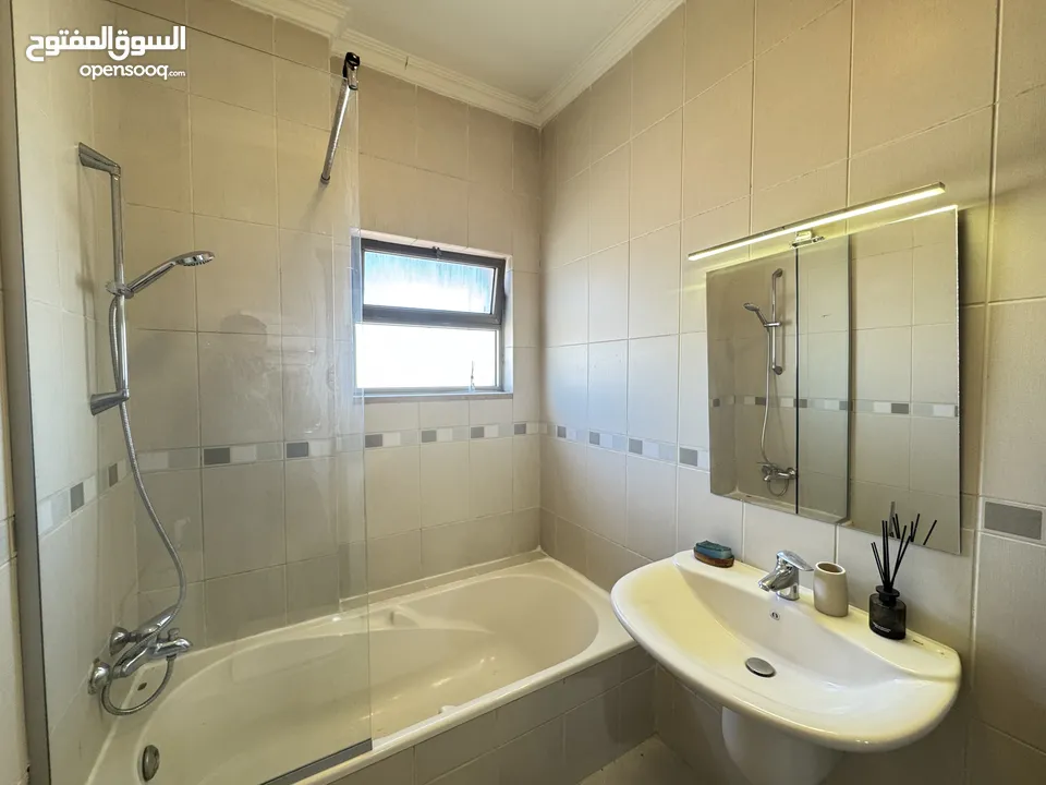 شقة مفروشة للإيجار 200م2 ( Property 40418 )-175089930