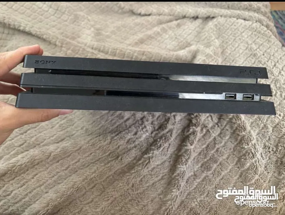 بلايستيشن 4 برو - سعة 1 تيرابايت (إصدار نهائي)