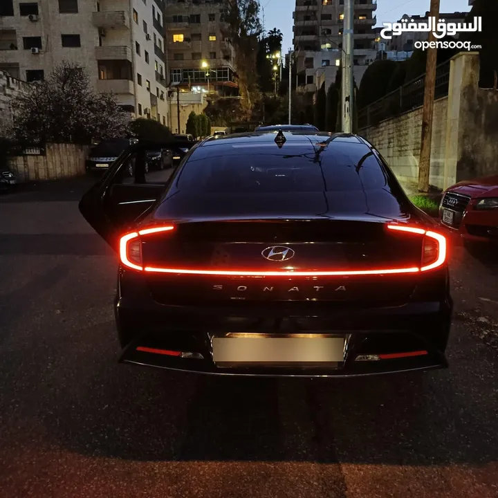 هيونداي سوناتا 2022 لون اسود ملوكي فحص كامل جمرك حديث ممتازه بدون حوادث هايبرد