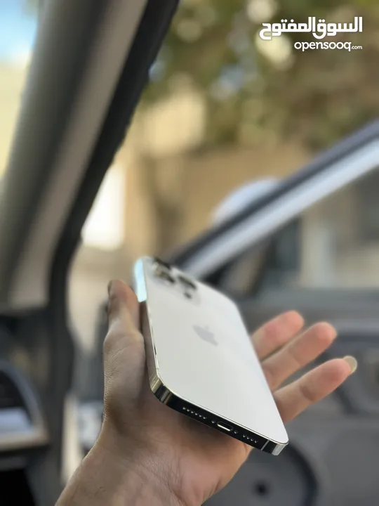 ايفون 14 برو ماكس 256 جيجا بطارية 87 الجهاز مغير شاشة اصلية عن تلفون تاني  بصمة وجه شغالة مية بالمية