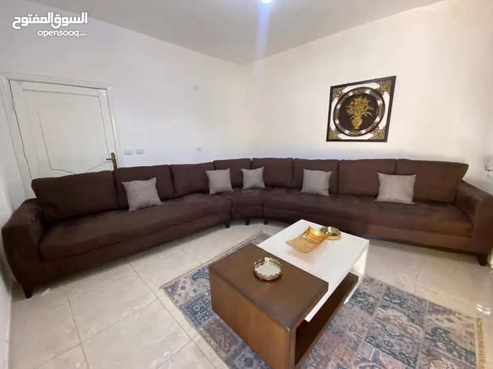 أطقم كنب وكورنرات خشب سويد ثقيل جدا اسفنج دانلوب والضهر هولو طبي الارضيات كوشوك