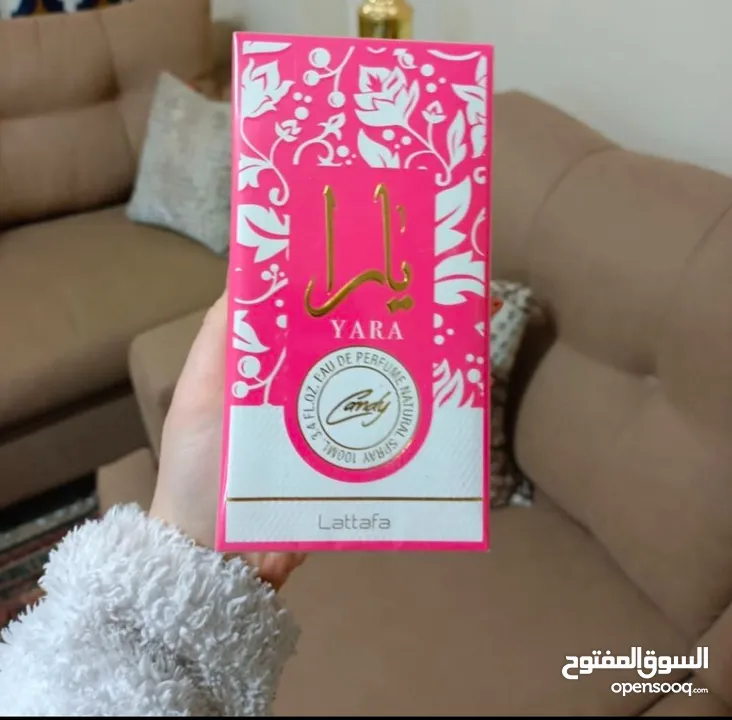 عطر يارا كاندي احدث اصدار من عطور يارا عطر زاهري فواكه جورماند النساء  قلب العطر الحلوي..