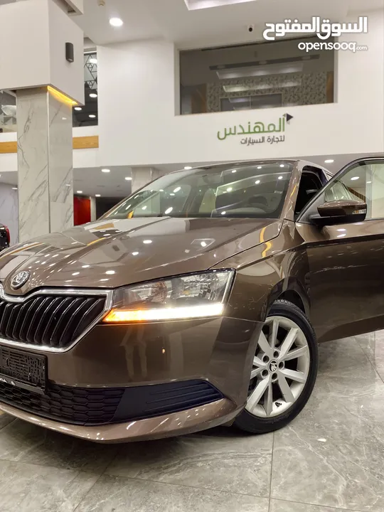 سكودا فابيا اوتوماتيك .. ترخيص 2019 .. لون بني مميز
