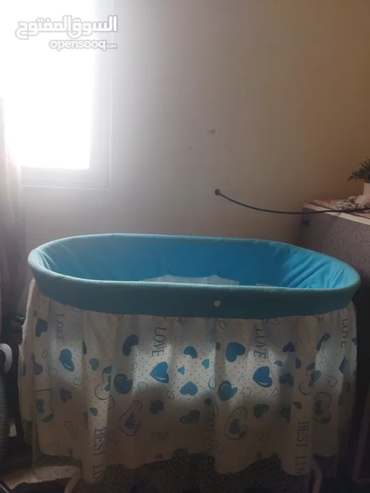 تخت اطفال معو حرام ثابت وهزاز تواصل هون أو واتس