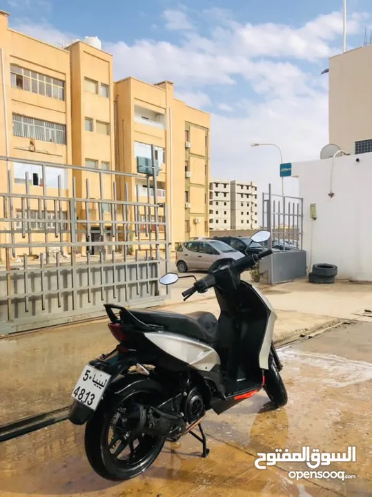 موطو إبريليا 125cc 2019  للتفاهم اتصل برقم عل وصف