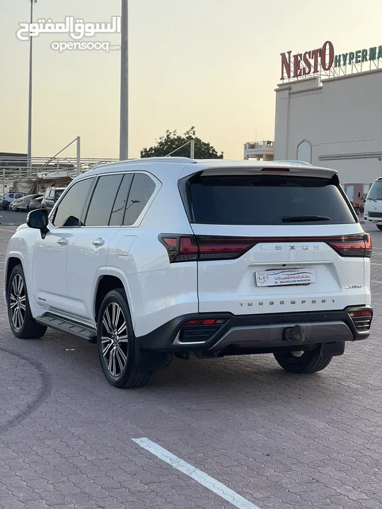 لكزس الدفع الرباعي LX600 2022