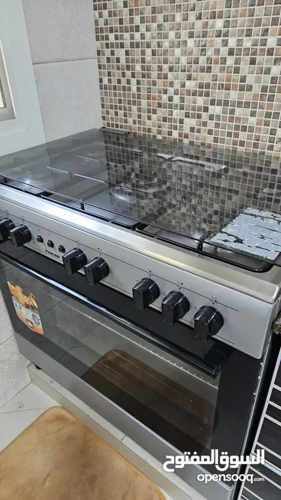 5 Burner Gas Range with Oven