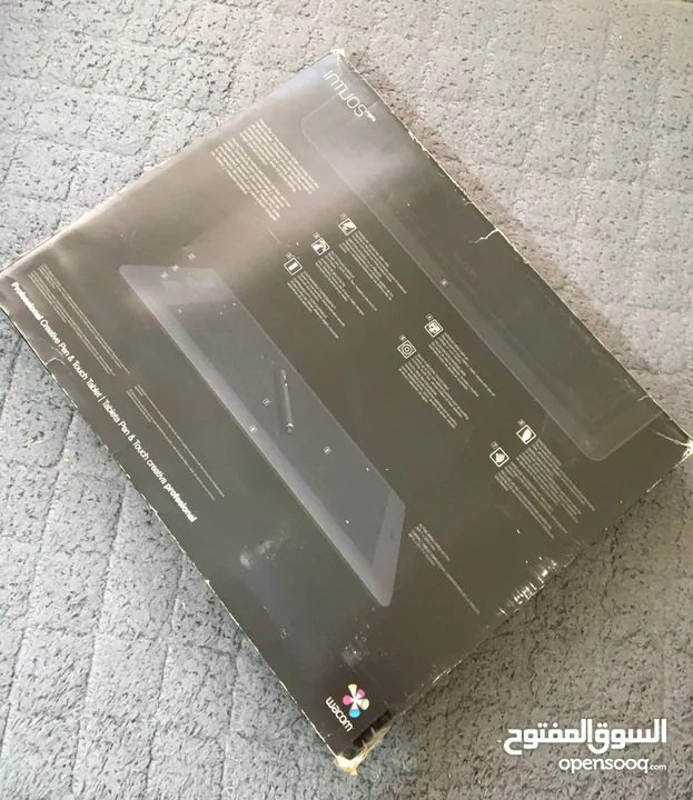 Wacom Intuos Pro Pen and Touch Large Tablet (PTH851) OLD MODEL