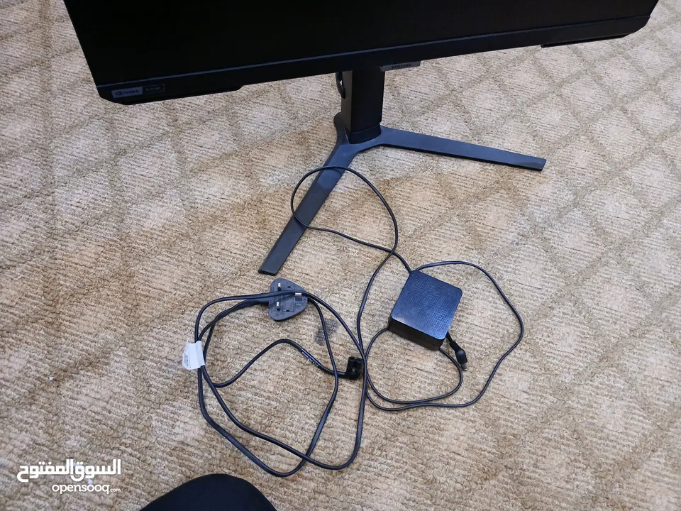 odyssey G4 27  240hz FHD