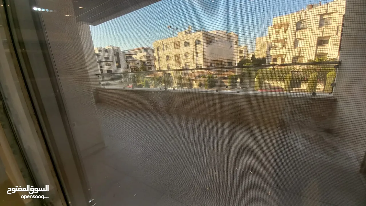 شقة شبه مفروشة للايجار في دير غبار ( Property 39064 ) سنوي فقط