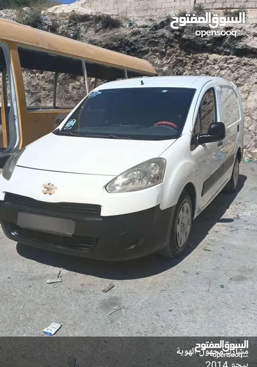 بيجو بارتنر 2014 بحالة ممتازة