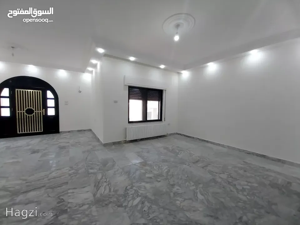 فيلا للايجار في ام اذينة  ( Property 33438 ) سنوي فقط