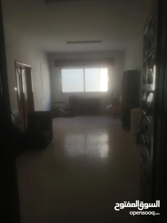 مستودع للايجار