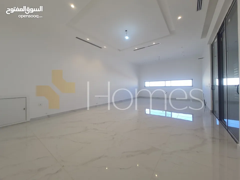 فيلا مستقلة للبيع في الطنيب، بمساحة ارض 650م