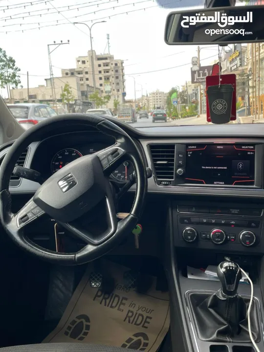 سيات ليون 2018 أنيقة ومميزة بحالة ممتازة جدا داخلية نظيفة وغير مهيونة