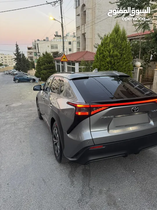 تويوتا BZ4 بطارية كبيرا 2022 فل كامل