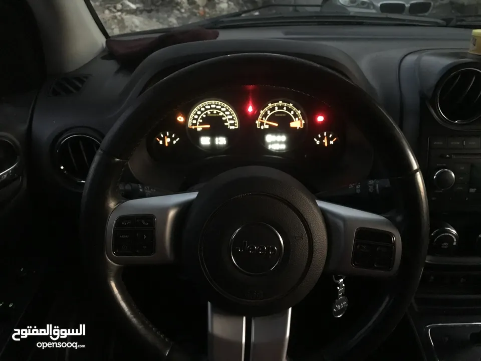 جيب كومباس 2014